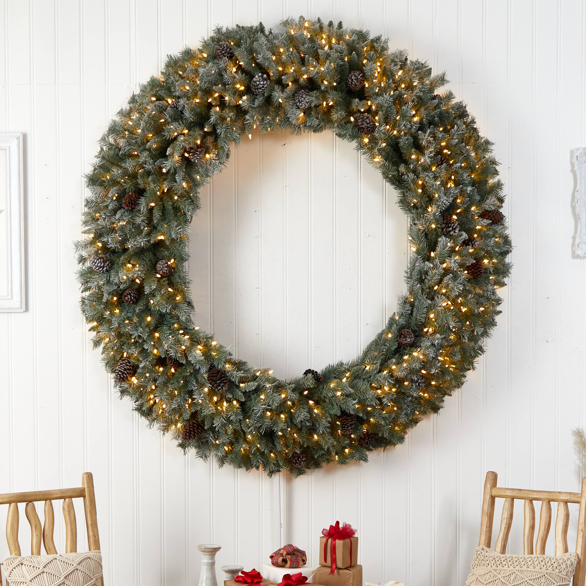 6ft. Clear LED Lights Flocked Christmas Artificial Wreath With Pinecones